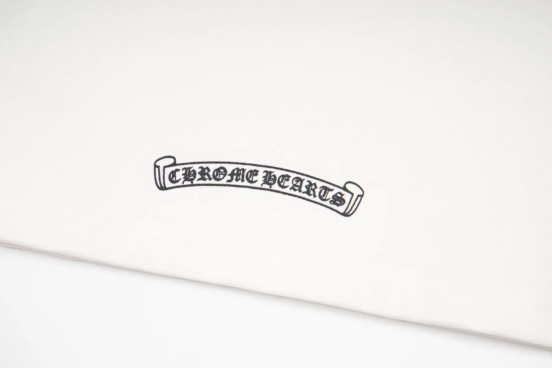 Chrome Hearts T ， 26 ， ， ， ， ， ， ， Same Style ， ， ， ， Same Style。 ：Black White Size: XS S M L